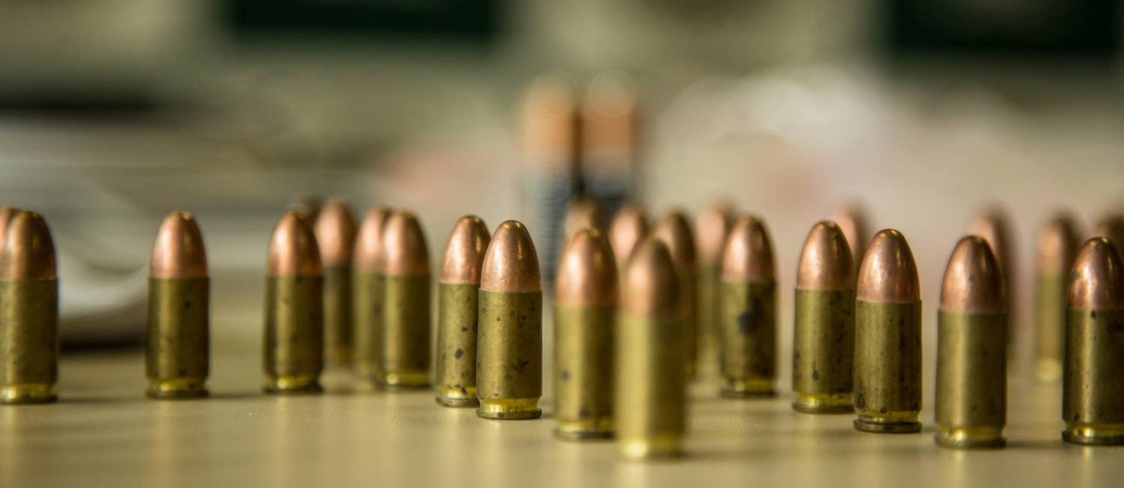 Homem é pego com 13 armas e munições escondidas em tanque de combustível Divulgação