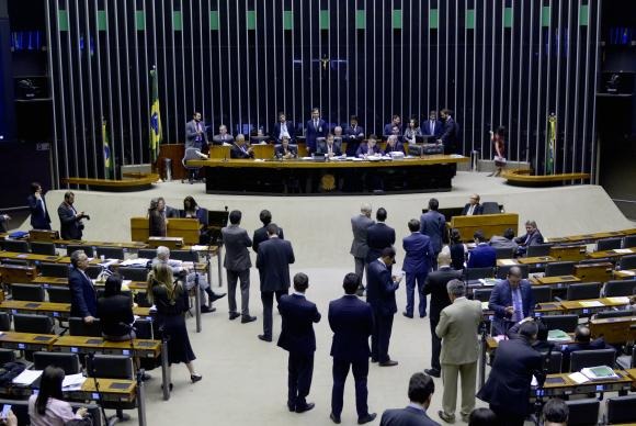 Também está previsto para ser analisado o projeto que acaba com a desoneração da folha de pagamento para a maioria dos setores hoje beneficiadosWilson Dias/Agência Brasil