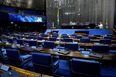 Senado conclui votação de PEC que põe fim ao foro privilegiado PEC estava na pauta do plenário há duas semanas
Pedro França/Agência Senado