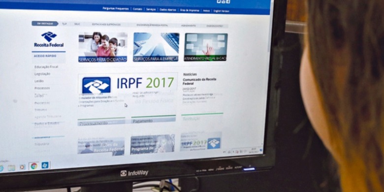 Receita abre hoje consulta ao 3º lote de restituição do IR Receita abre hoje consulta ao 3º lote de restituição do IR