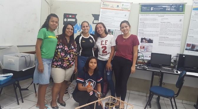 Alunas de escola desenvolvem estufa automatizada para a produção de hortaliças Divulgação
