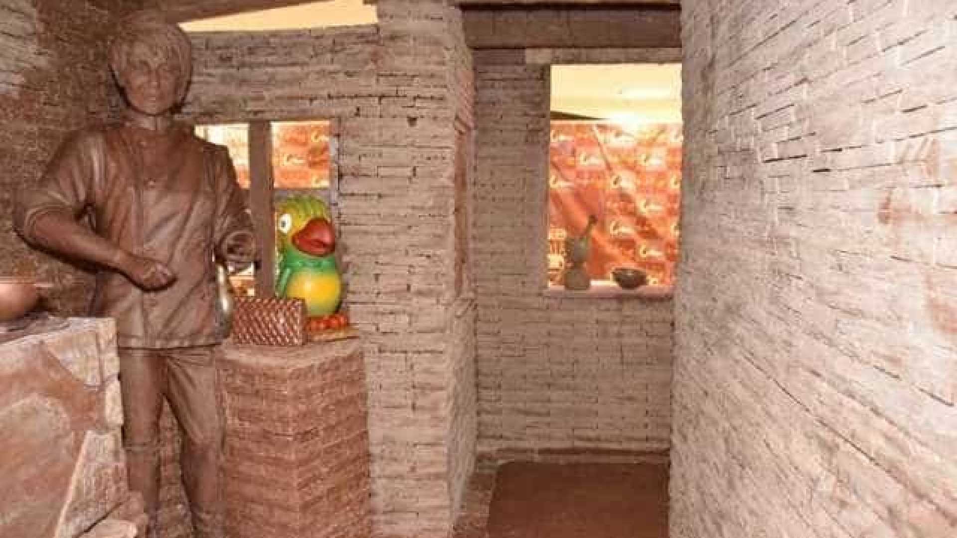 Brasileiros constroem a maior casa feita de chocolate do mundo Brasileiros constroem a maior casa feita de chocolate do mundo