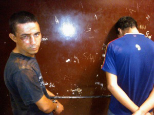 Guarda captura dupla logo após assalto a mão armada em posto de combustível Dupla foi denunciada e localizada nas redondezas após diligência da guarnição da Guarda Municipal. (Foto: Divulgação)