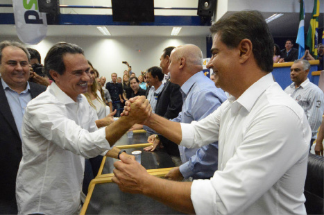 Nelsinho sai e Marquinhos fica como candidato a prefeito Marquinhos e Nelsinho chegaram a acordo depois avaliarem pesquisa - Foto: Divulgação