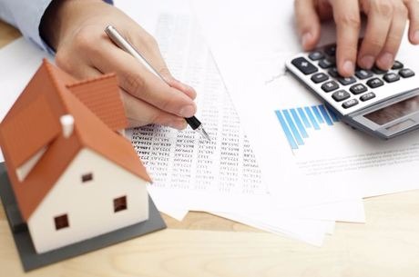 Preço da casa própria tem maior queda mensal desde 2012 Preço médio do m² construído no País caiu para R$ 7.682
Getty Images