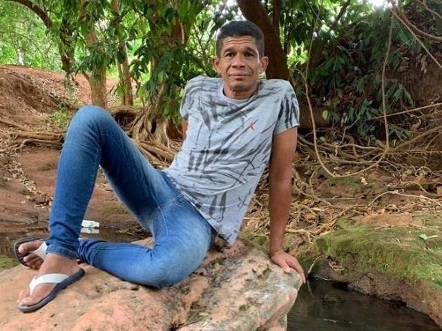 Polícia investiga morte de homem encontrado com sinais de agressão pela filha Reprodução - Facebook