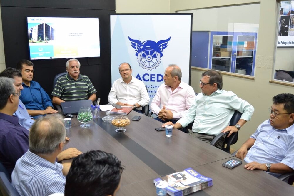Deputado defende gestão eficiente durante encontro com empresários Divulgação