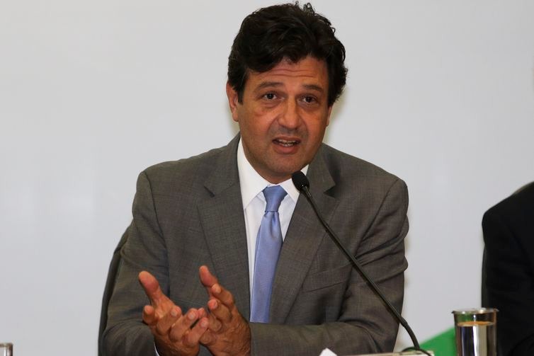 O ministro da Saúde, Luiz Henrique Mandetta, disse que o modelo público-privado deverá investir R$ 3 bilhões na construção do CIBS - Fabio Rodrigues Pozzebom/Agência Brasil