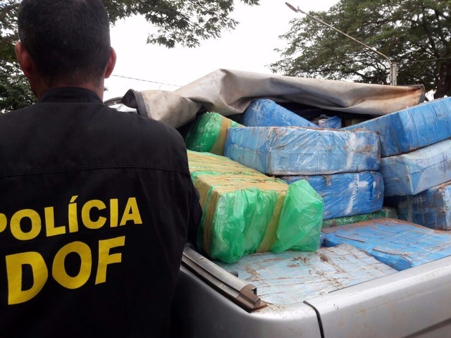 DOF localiza S10 com quase 1,5 t de maconha em Laguna Caarapã DOF/Divulgação