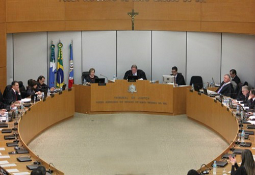 Moradores da Capital ainda não precisam pagar taxa de iluminação Reunião do Órgão Especial do Tribunal de Justiça analisa pedido da prefeitura para voltar a cobrar Soip - Foto: Divulgação / TJMS