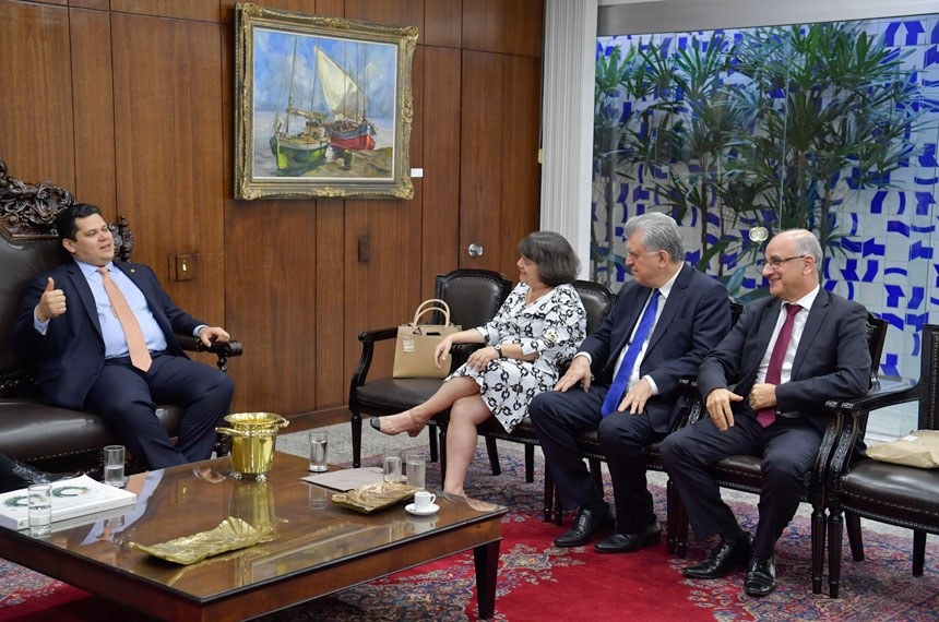 Presidente do Senado recebe procuradores da lista tríplice da PGR Foto: Senado