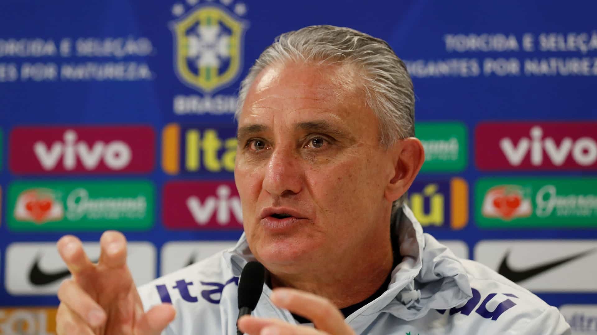 CBF confirma que Tite convocará seleção para amistosos na sexta Peter Cziborra/Reuters