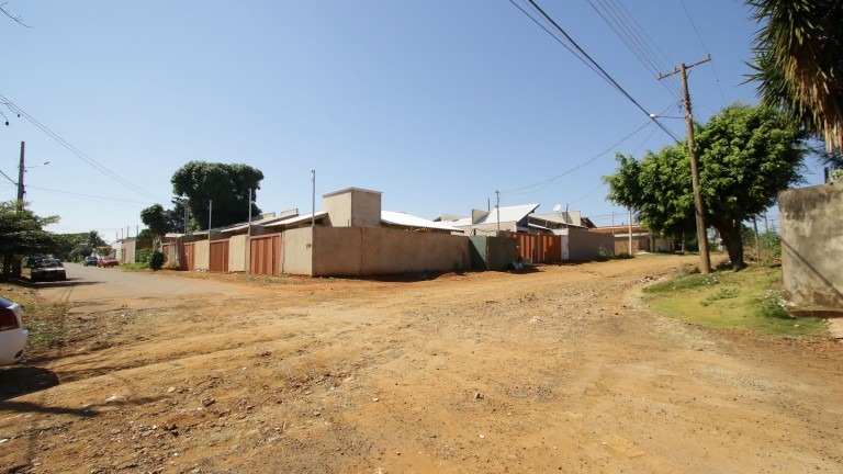 Prefeitura retoma pavimentação para há quatro anos no Bellinate