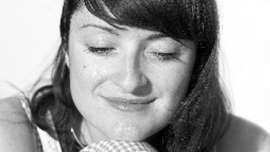 Copyright British Broadcasting Corporation 2015 Marina foi à Espanha para participar de funeral de tio