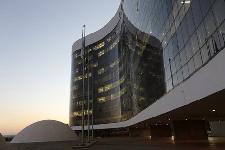 Termina hoje prazo para PT substituir nome na chapa presidencial