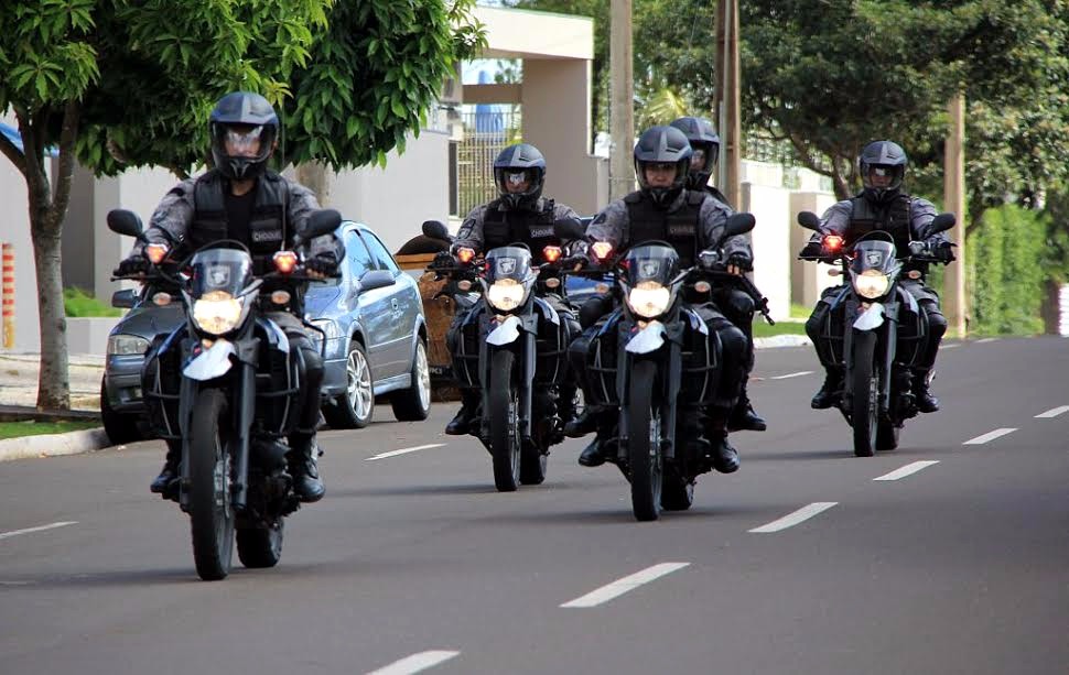 Modalidade de motopoliciamento do Choque dobra prisões em flagrante na Capital Em seis meses de trabalho, o grupamento especializado da PM conseguiu aumento de 123% no número de prisões em flagrante. Foto: Chico Ribeiro