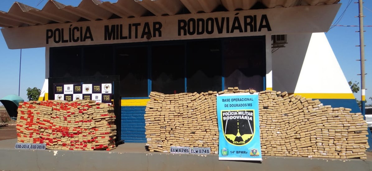 PMR apreende mais 1,5 tonelada de maconha em dois veículos de passeio Divulgação
