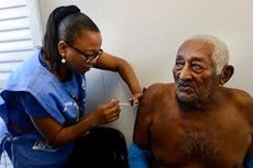 Nos próximos anos, a população idosa vai superar a de crianças e jovens
 