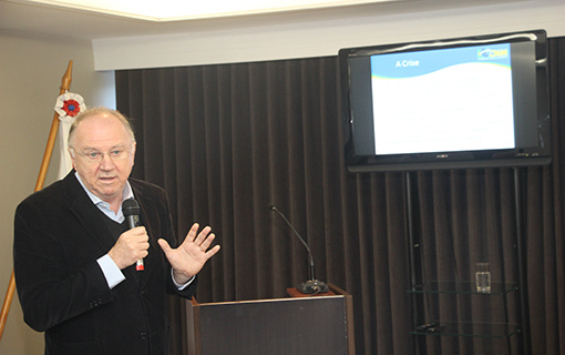 Ziulkoski debate financiamento da saúde em audiência pública promovida pela OAB Ziulkoski debate financiamento da saúde em audiência pública promovida pela OAB