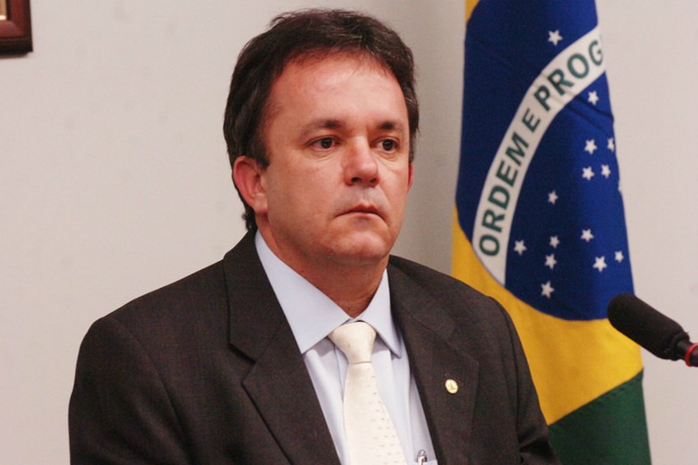 Vander Loubet e 4 empresários são denunciados por “Caixa 3”