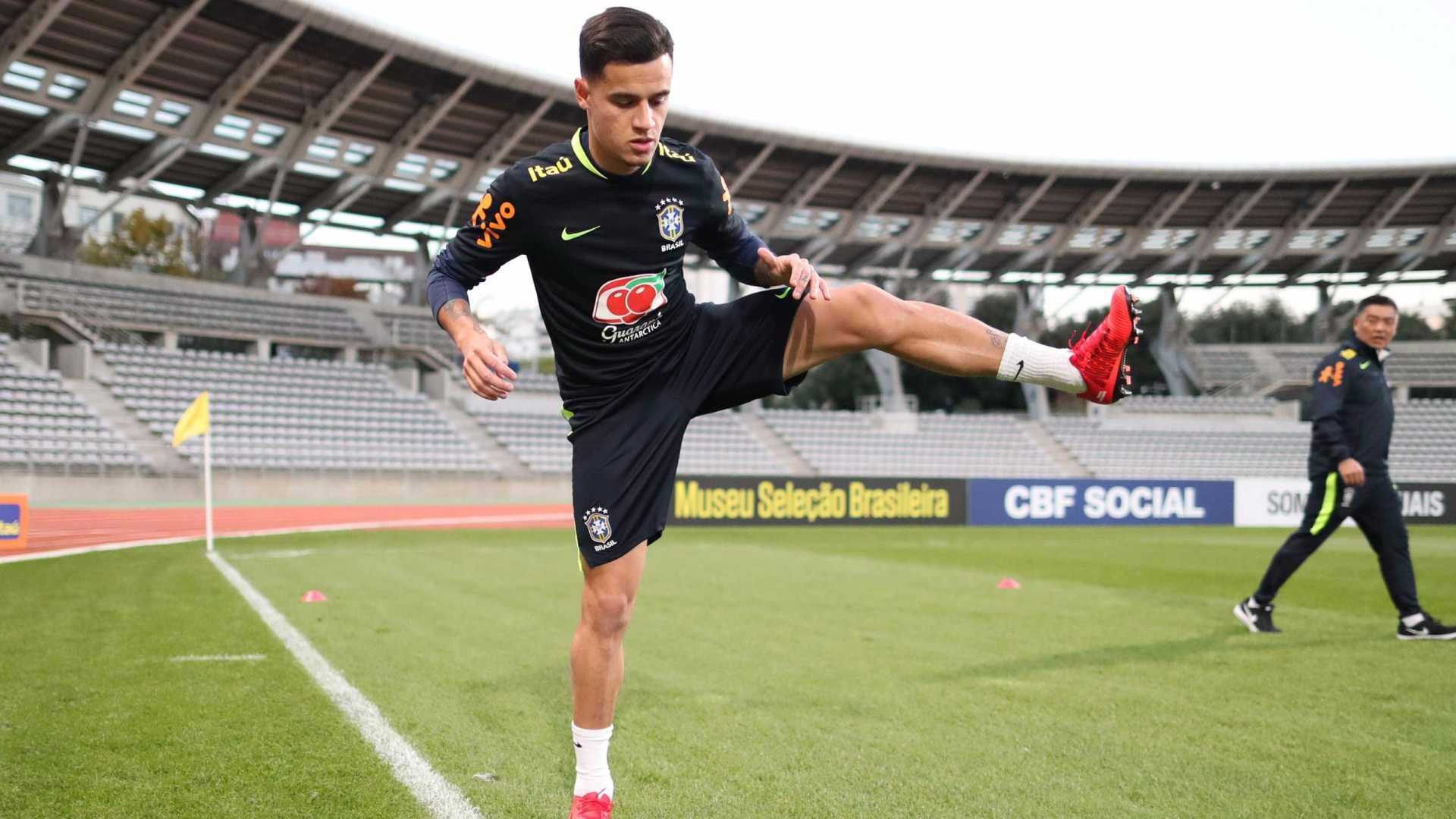 Diego, Fernandinho e Coutinho ficam fora do treino da seleção Lucas Figueiredo/CBF