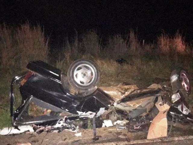 Colisão entre caminhão e carro mata um homem e fere 2 pessoas na MS-395 (Foto: Da Hora Bataguassu)
