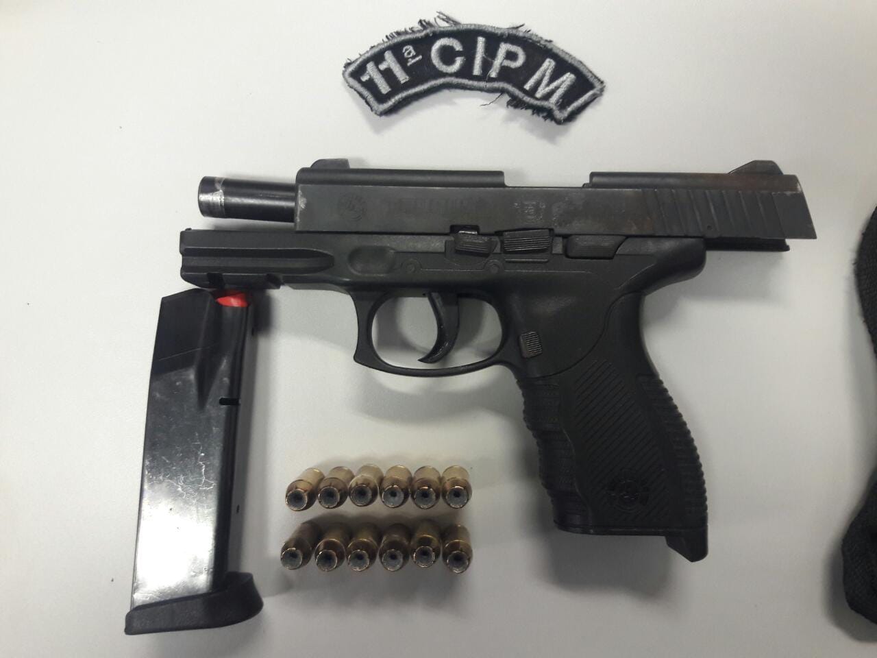 Pistola é encontrada no meio da rua do Morada do Sossego por popular