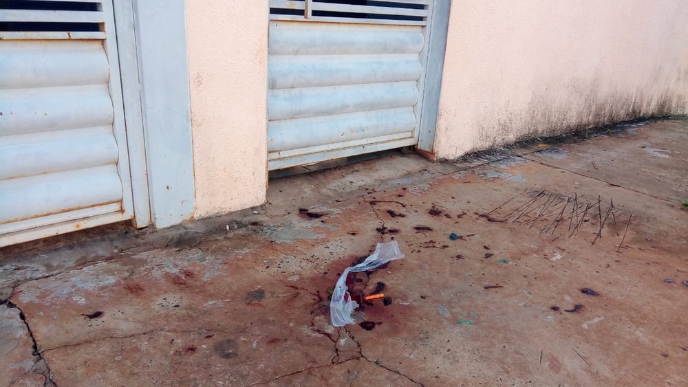 Justiça decreta prisão preventiva do guarda suspeito de feminicídio Crime aconteceu na frente desta casa, no Jardim Noroeste, em Campo Grande. Flávia Galdiole/TV Morena