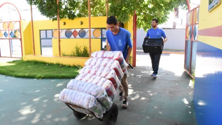 Governo define regras para distribuição de kits da alimentação escolar Divulgação