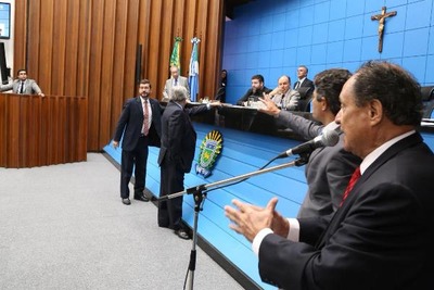 Deputados debatem incorporação de abono ao salário dos servidores estaduais Após discussão, deputados aprovaram PL que prevê incorporação do abono aos salários em 2019
Foto: Victor Chileno