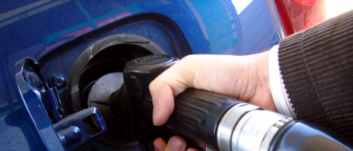 Preços de combustíveis têm pequena queda nos postos de MS Preços de combustíveis têm pequena queda nos postos de MS