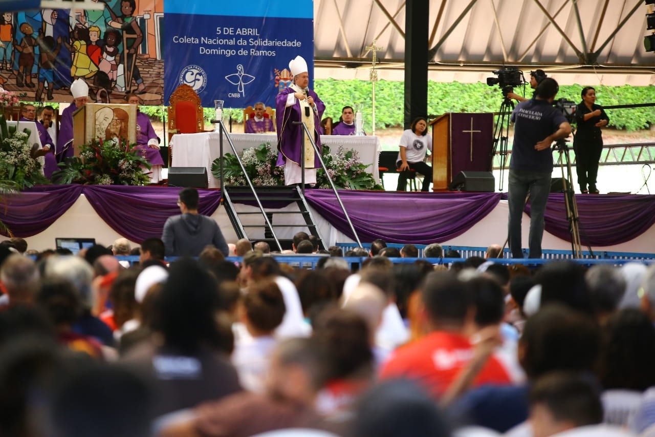 Fiéis lotam ginásio durante abertura da Campanha da Fraternidade deste ano Divulgação / Arquidiocese de Campo Grande