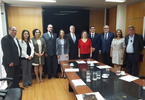 TJ e Defensoria Pública firmam convênio voltado à proteção da mulher TJ e Defensoria Pública firmam convênio voltado à proteção da mulher