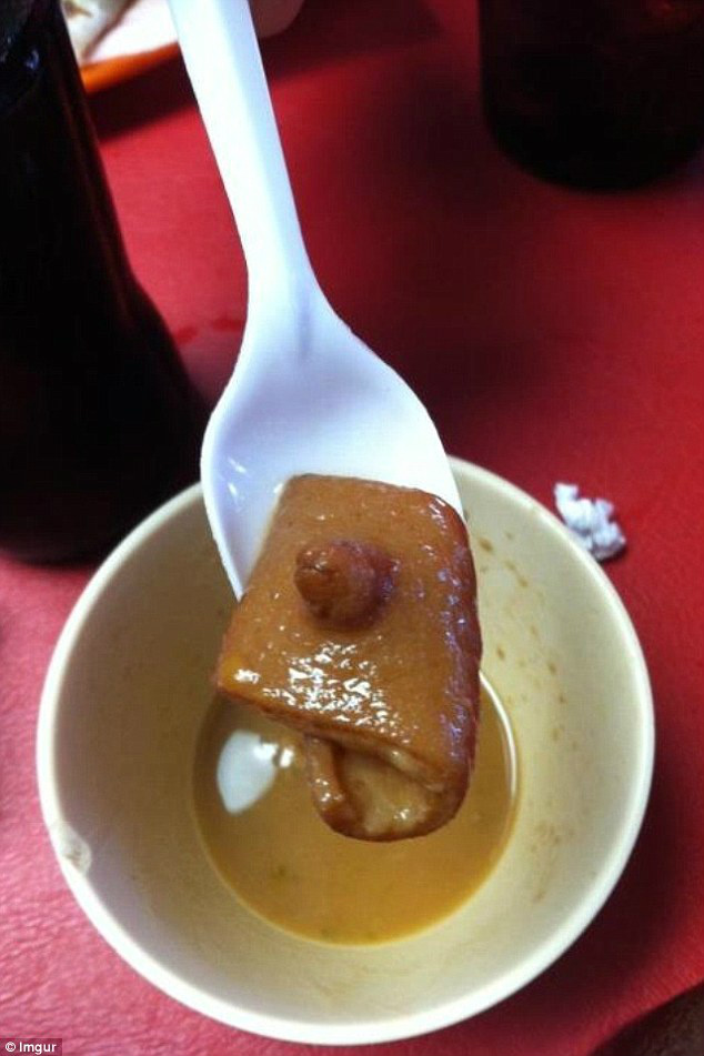 Fatia de bacon com mamilo escandaliza redes sociais e revolta internautas