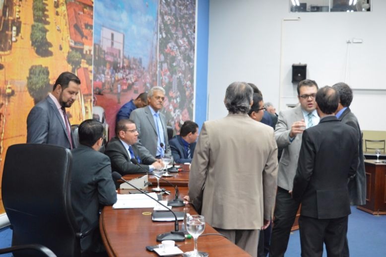 Após polêmica e suspensão pela Justiça, Refis é aprovado na Câmara Foto: Gizele Almeida