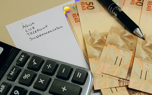 Mercado financeiro prevê inflação de 4,81% para 2017 Mercado financeiro prevê inflação de 4,81% para 2017