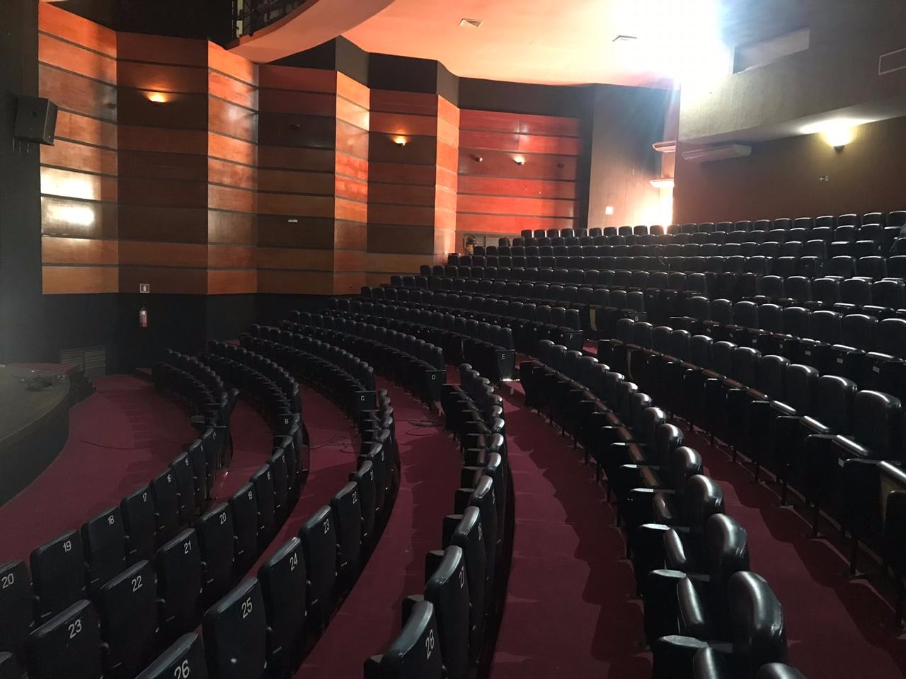 Teatro Municipal está pronto para receber eventos Divulgação