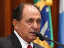 Em nota, deputado Zé Teixeira diz que vende gado há 50 anos