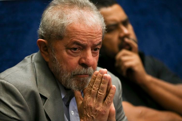 TRF4 mantém sessão que pode anular sentença de Lula no caso do sítio O ex-presidente Luiz Inácio Lula da Silva - Marcelo Camargo/Arquivo/Agência Brasil