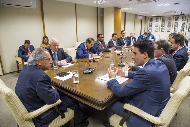 Articulações municipalistas promovem avanços em projetos do pacto federativo