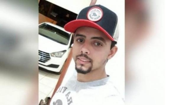 Após 2 dias do desaparecimento, rapaz é encontrado morto no Rio Taquari (Foto: Reprodução/Facebook)