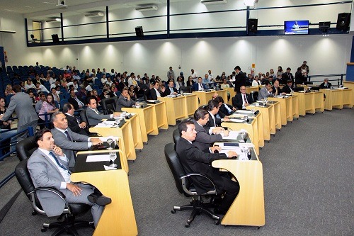 Vereadores durante sessão da Câmara - Foto: Izaias Medeiros/Câmara Vereadores