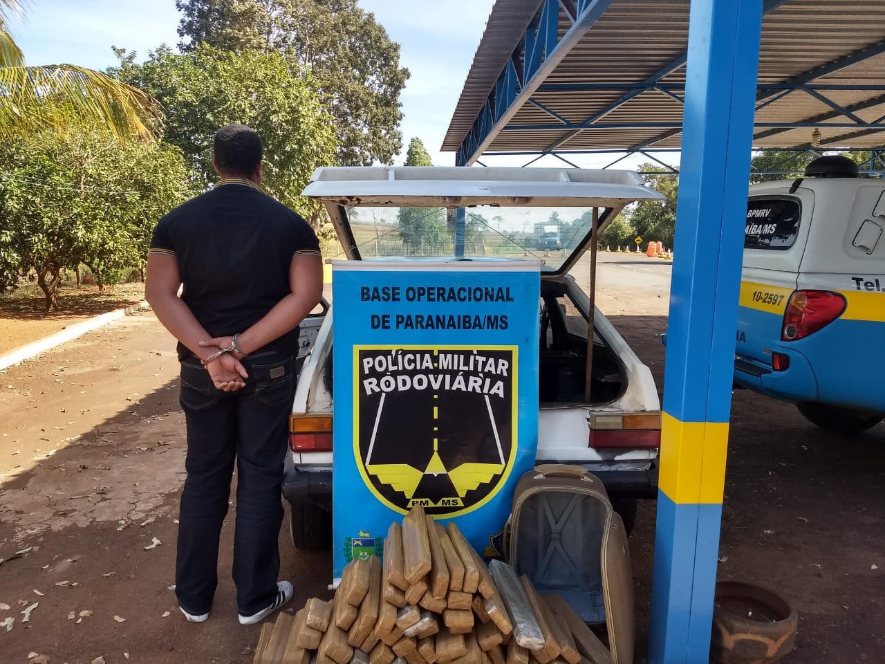 Polícia Militar Rodoviária prende traficante com 67 kg de maconha Foto: Assessoria