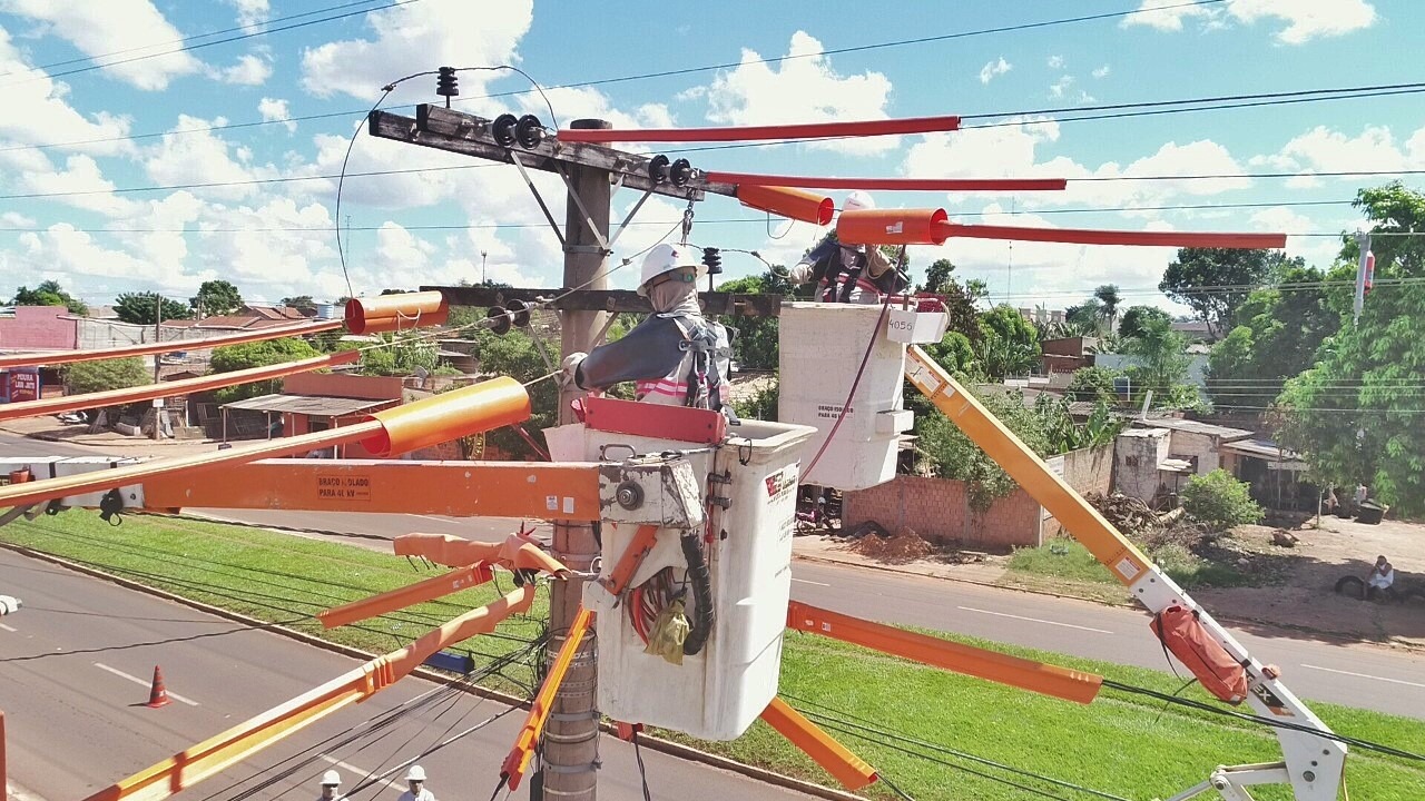 Energisa abre 15 vagas para eletricistas de distribuição para Capital e interior