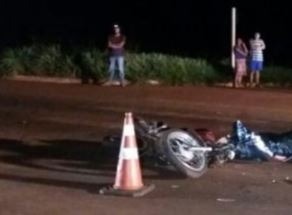 Motorista foge após atropelar e matar motociclista em rodovia