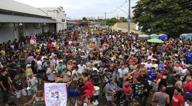Blocos divulgam nota de repúdio à proibição de carnaval na Esplanada