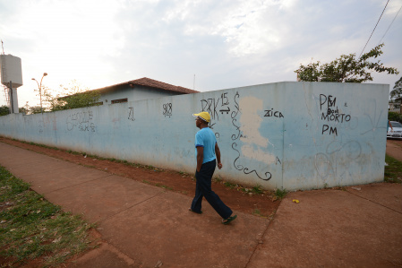 Pichação domina entre as ações de vândalos - Foto: Gerson Oliveira/Correio do Estado