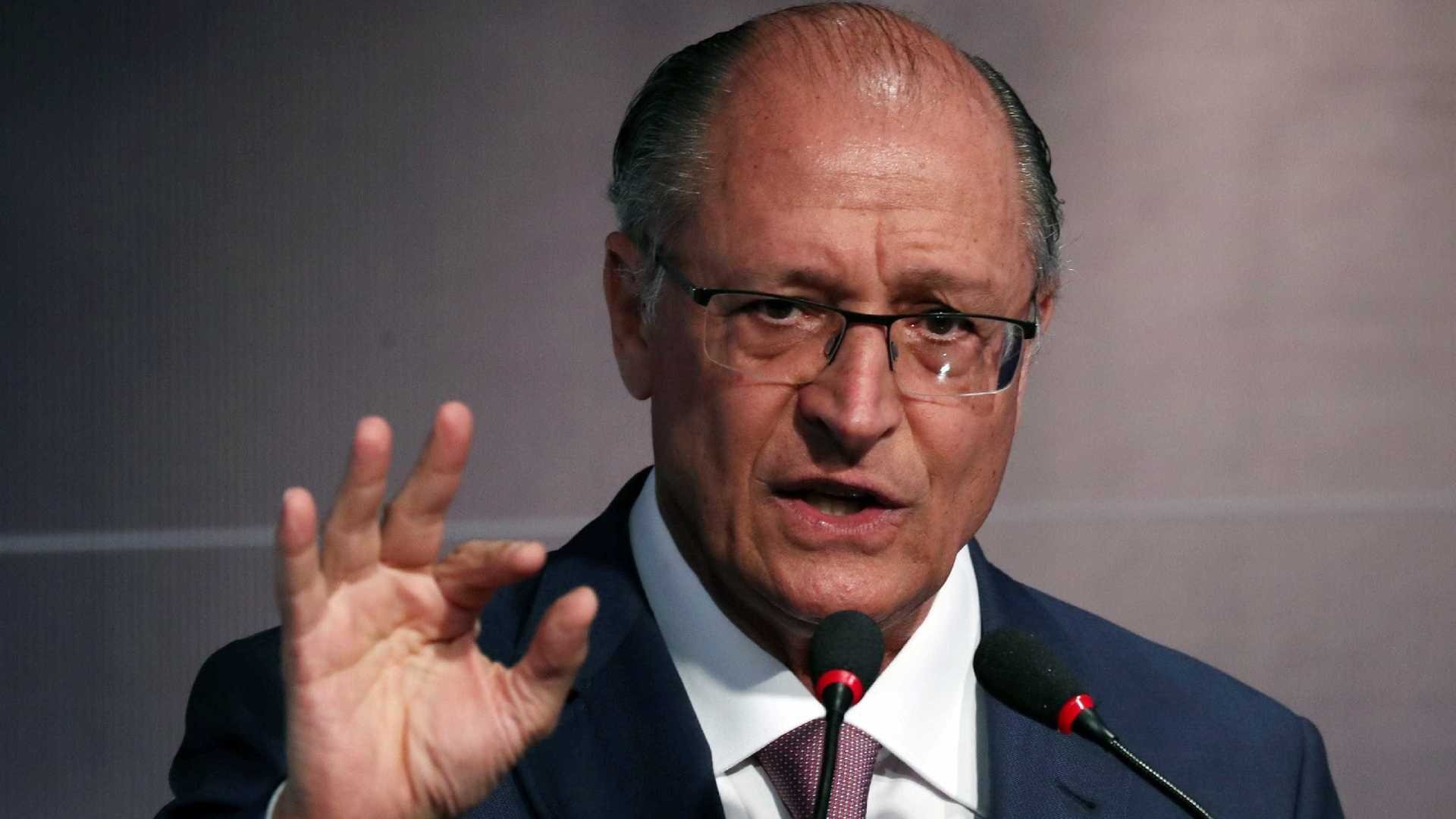 Para Alckmin, votar em Bolsonaro para tirar PT pode ter efeito inverso Reuters / Paulo Whitaker