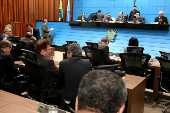 Deputados aprovaram quatro projetos de lei em segunda discussão
Foto: Victor Chileno  ALMS