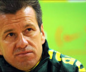 Dunga convoca Seleção para a Copa América no dia 5 de maio Dunga convoca Seleção para a Copa América no dia 5 de maio